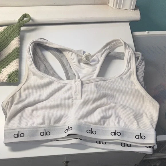 Set of 6 - ALO Yoga White Ribbed Bra & Boy Shorts Set - Picture 1 of 9